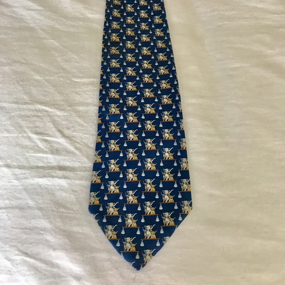Authentic Ferragamo Tie - Picture 2 of 3